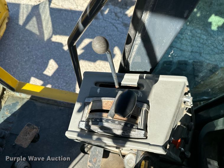 image for item DQ6239 1997 Galion 830B motor grader