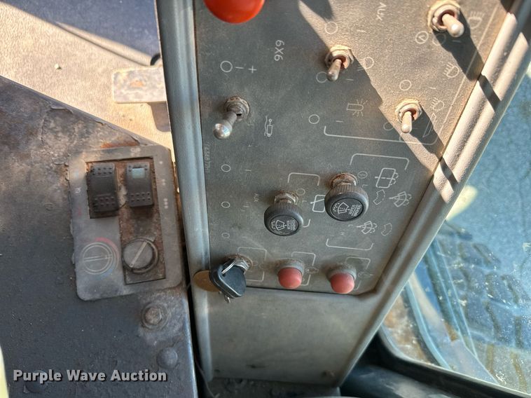 image for item DQ6239 1997 Galion 830B motor grader