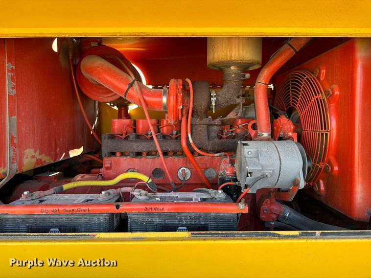 image for item DQ6239 1997 Galion 830B motor grader