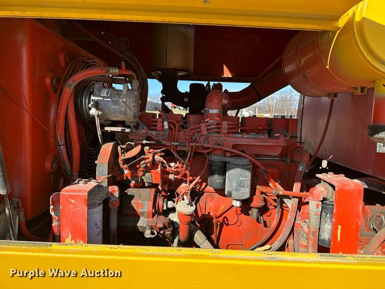 image for item DQ6239 1997 Galion 830B motor grader