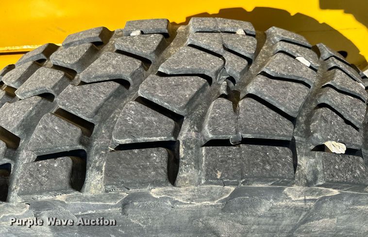 image for item DQ6239 1997 Galion 830B motor grader