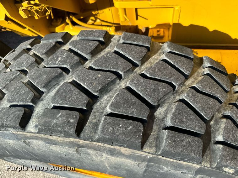 image for item DQ6239 1997 Galion 830B motor grader