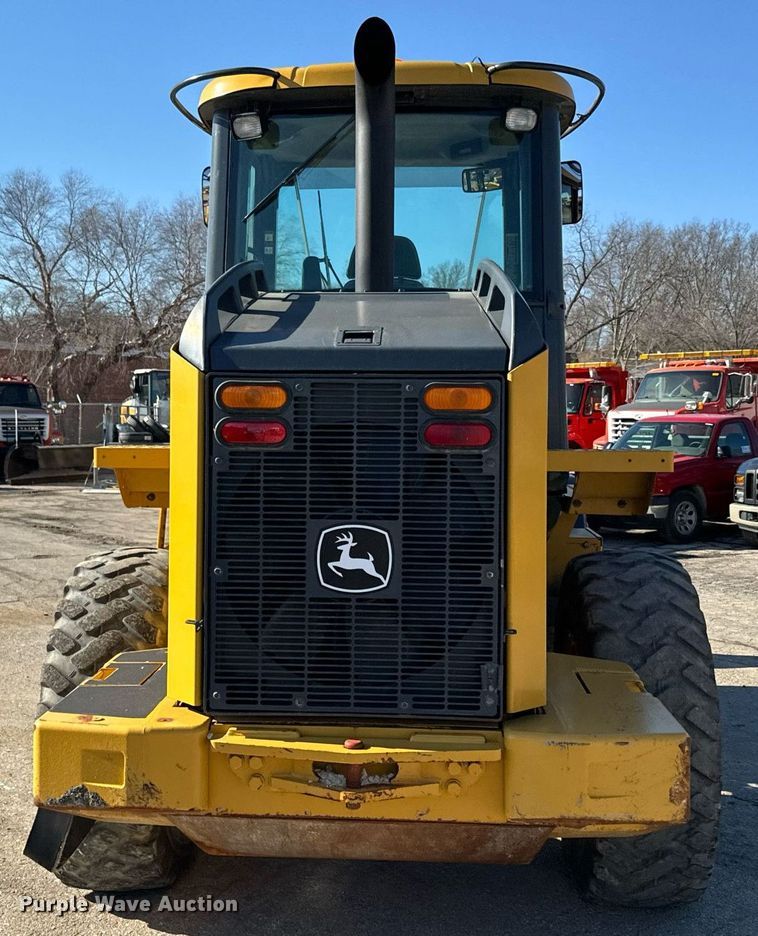 image for item DQ6240 2005 John Deere 444J wheel loader