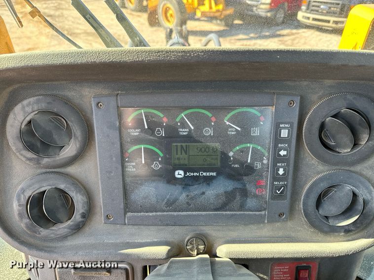 image for item DQ6240 2005 John Deere 444J wheel loader