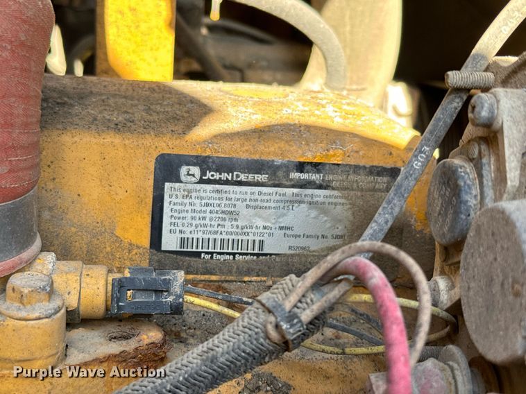 image for item DQ6240 2005 John Deere 444J wheel loader