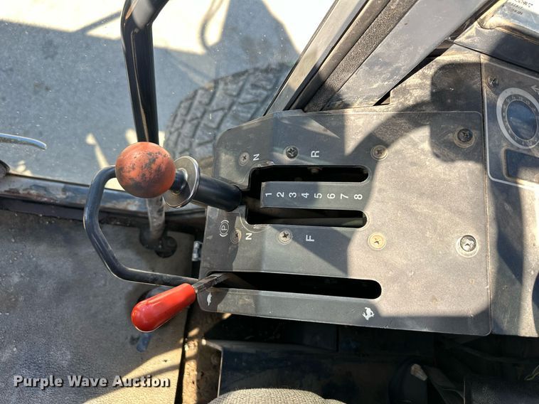 image for item DQ6247 2004 John Deere 670CH motor grader