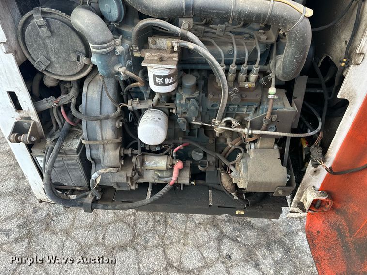 image for item DQ6248 2009 Bobcat T300 tracked skid steer loader