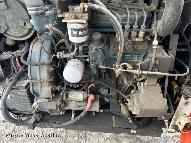 image for item DQ6248 2009 Bobcat T300 tracked skid steer loader