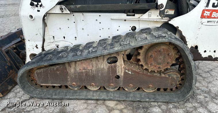 image for item DQ6248 2009 Bobcat T300 tracked skid steer loader