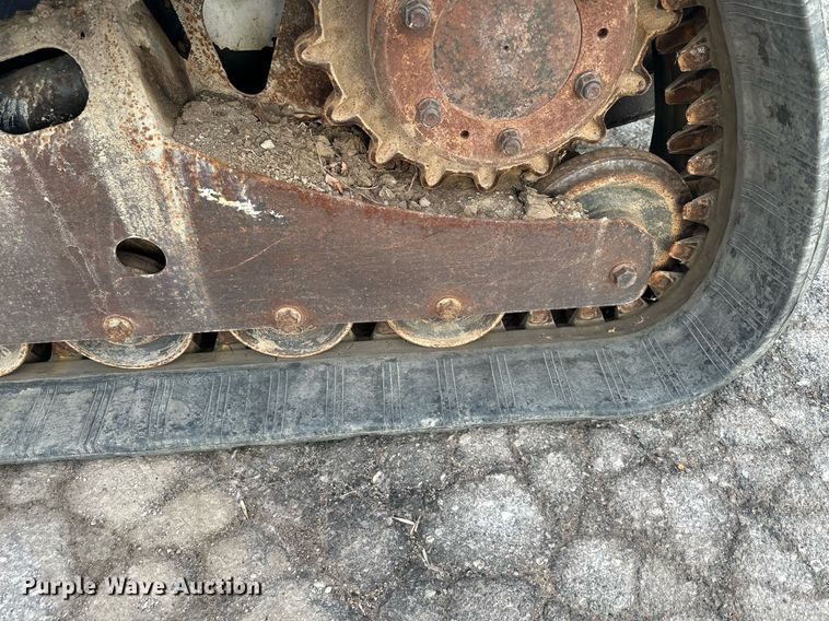 image for item DQ6248 2009 Bobcat T300 tracked skid steer loader