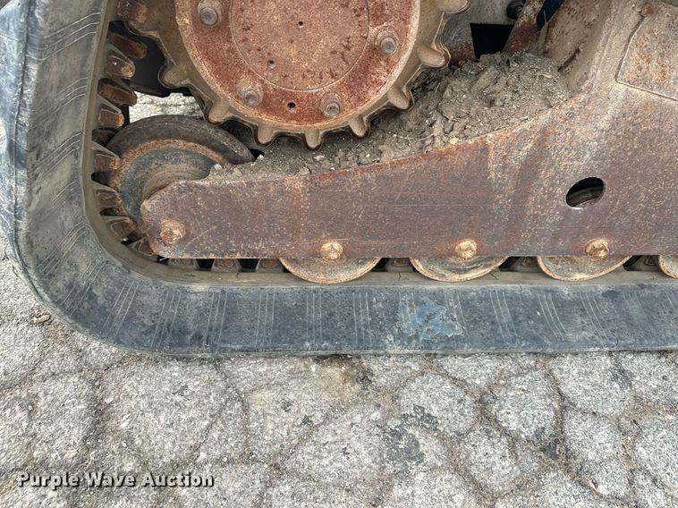 image for item DQ6248 2009 Bobcat T300 tracked skid steer loader