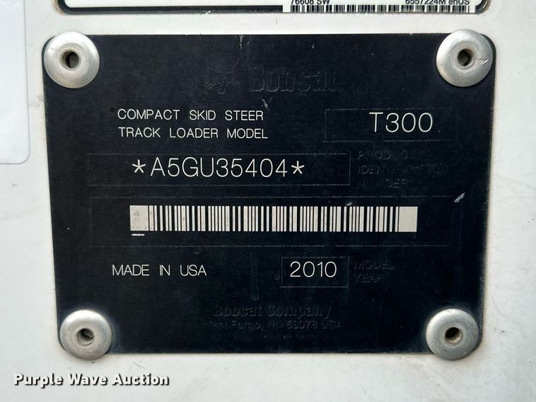 image for item DQ6248 2009 Bobcat T300 tracked skid steer loader