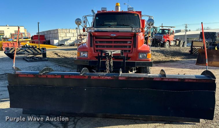 image for item DQ6249 1999 Sterling LT9511 dump truck