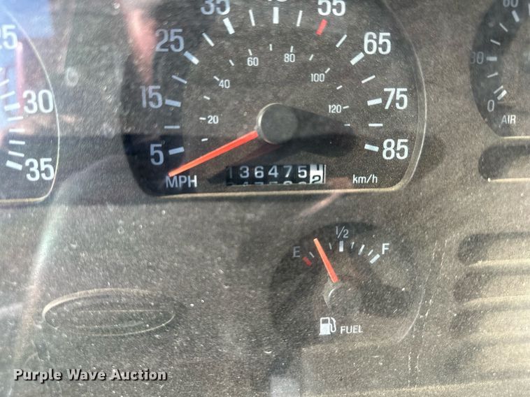 image for item DQ6249 1999 Sterling LT9511 dump truck