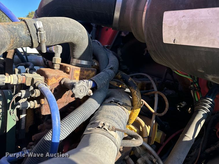 image for item DQ6249 1999 Sterling LT9511 dump truck