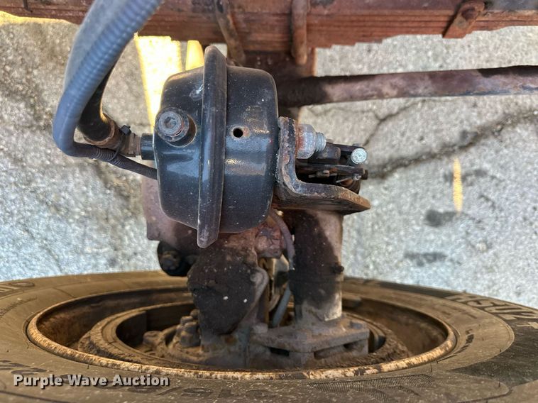 image for item DQ6249 1999 Sterling LT9511 dump truck