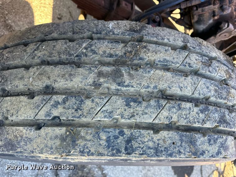 image for item DQ6249 1999 Sterling LT9511 dump truck