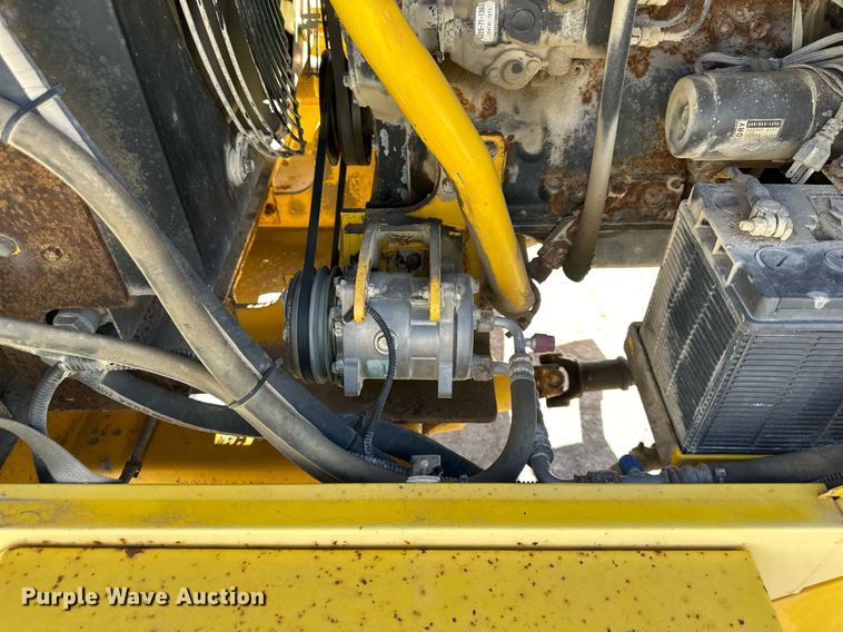 image for item DQ6250 2007 Superior Broom DT80CT broom