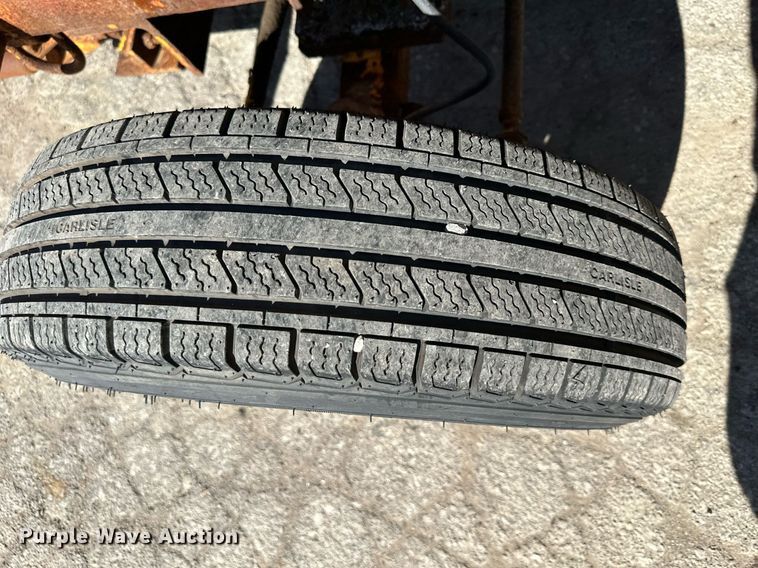 image for item DQ6250 2007 Superior Broom DT80CT broom