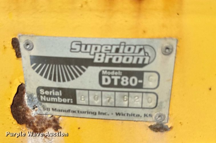 image for item DQ6250 2007 Superior Broom DT80CT broom