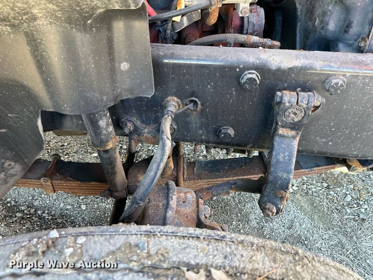 image for item DQ6251 2009 Sterling LT7500 truck cab and chassis