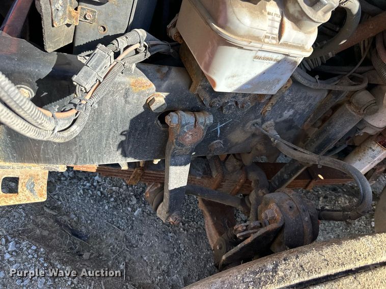 image for item DQ6251 2009 Sterling LT7500 truck cab and chassis