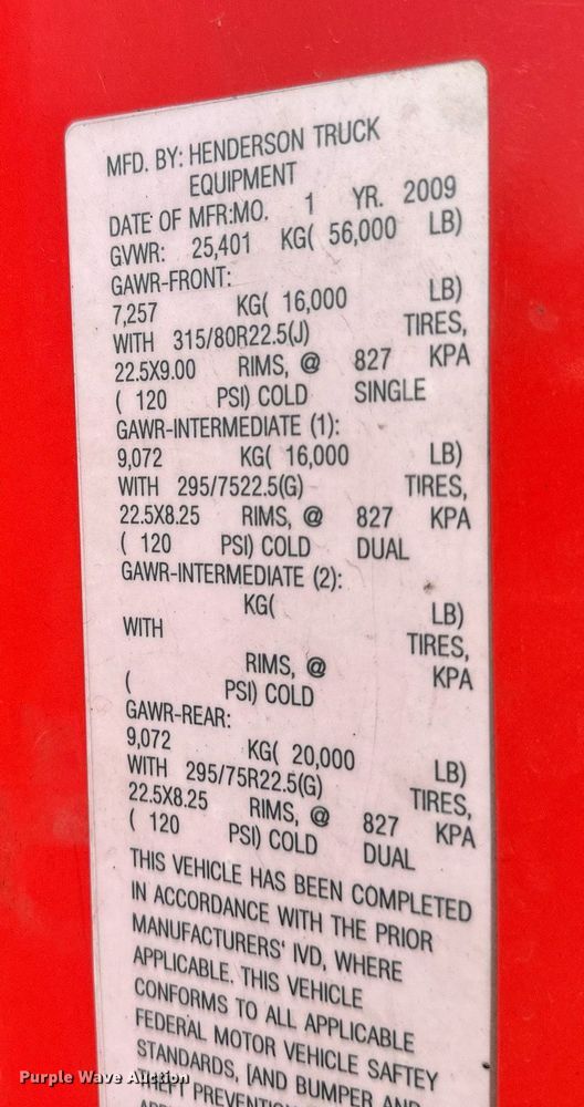 image for item DQ6251 2009 Sterling LT7500 truck cab and chassis