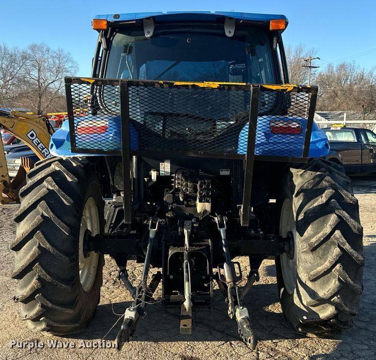 image for item DQ6252 2006 New Holland TS110A tractor