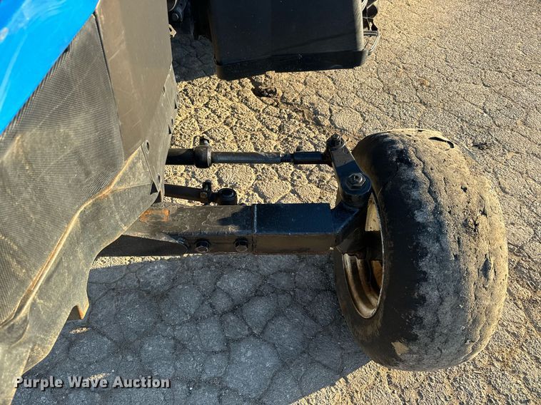 image for item DQ6252 2006 New Holland TS110A tractor