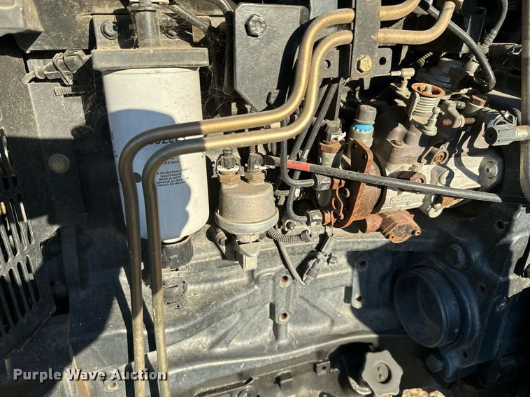 image for item DQ6252 2006 New Holland TS110A tractor