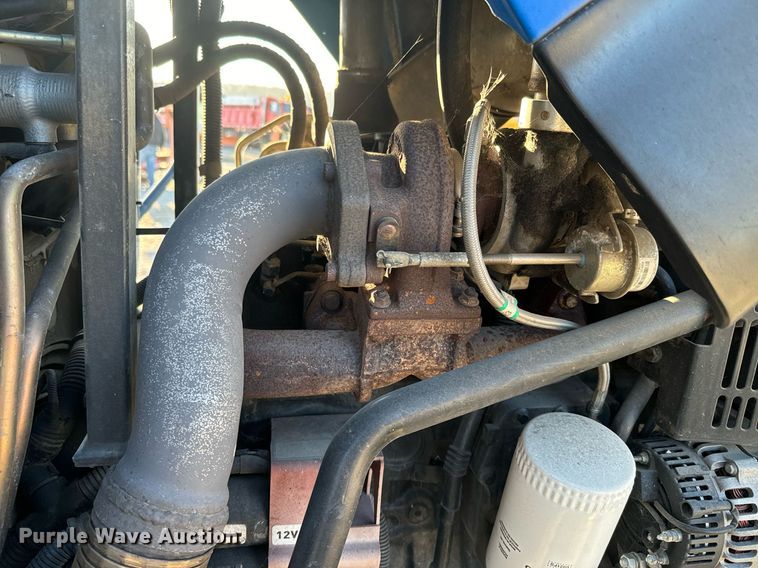 image for item DQ6252 2006 New Holland TS110A tractor