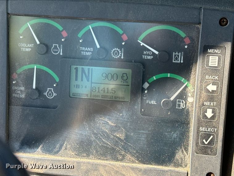 image for item DQ6253 2006 John Deere 444J wheel loader