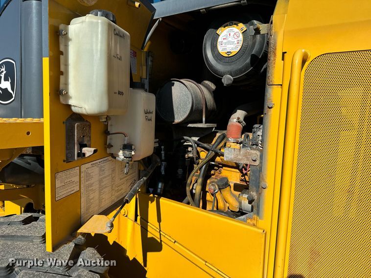 image for item DQ6253 2006 John Deere 444J wheel loader