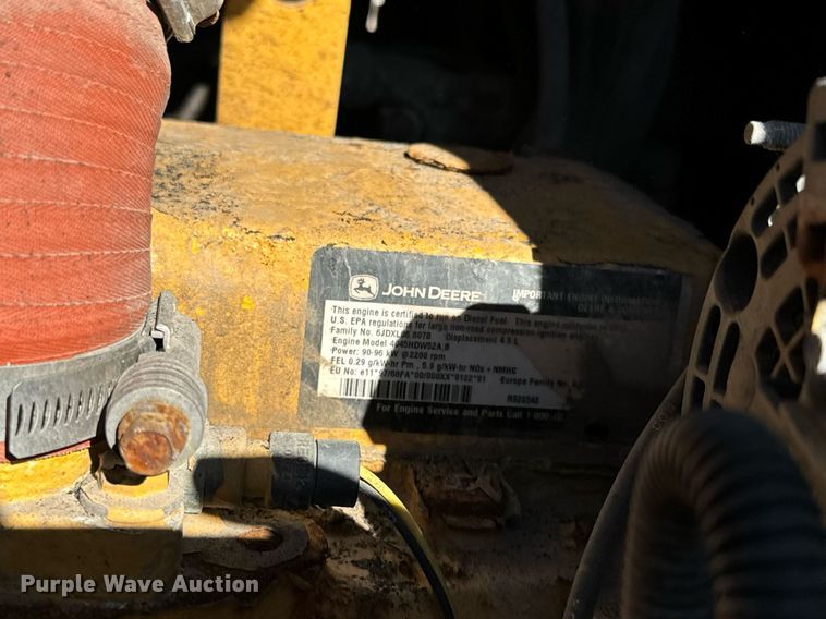 image for item DQ6253 2006 John Deere 444J wheel loader