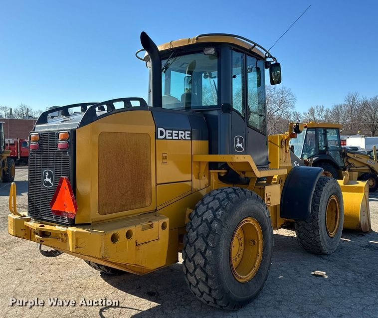 image for item DQ6254 2005 John Deere 444J wheel loader