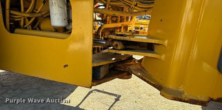 image for item DQ6254 2005 John Deere 444J wheel loader