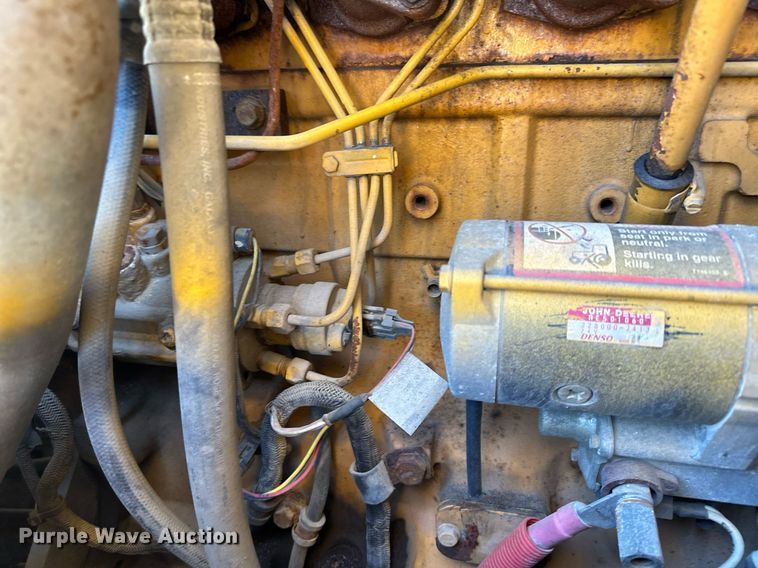 image for item DQ6254 2005 John Deere 444J wheel loader