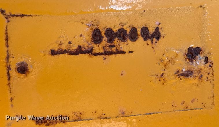 image for item DQ6254 2005 John Deere 444J wheel loader