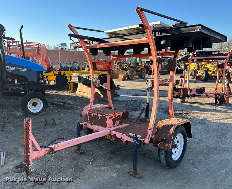 image for item DQ6255 2010 National Signal 25L arrow board trailer