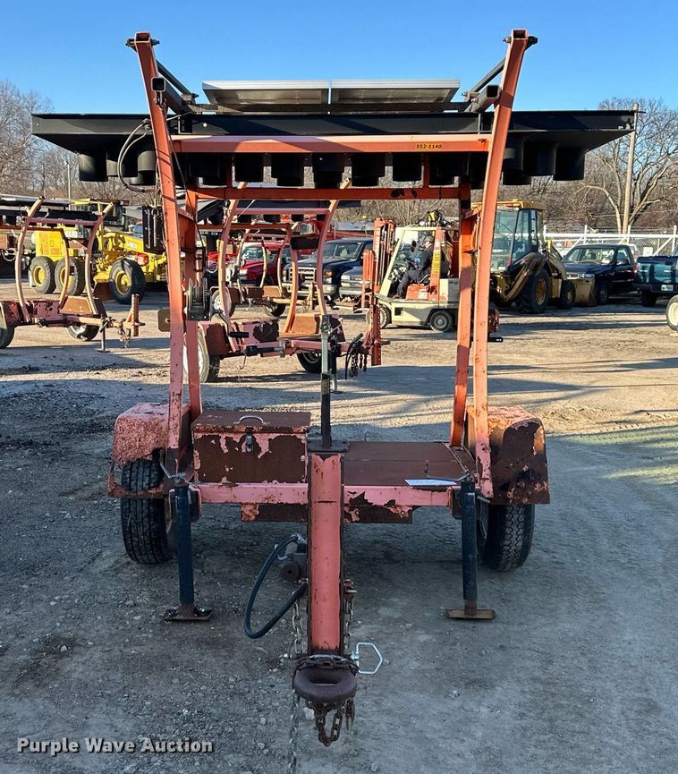 image for item DQ6255 2010 National Signal 25L arrow board trailer