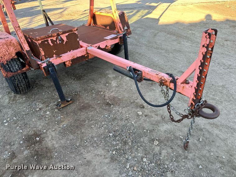 image for item DQ6255 2010 National Signal 25L arrow board trailer