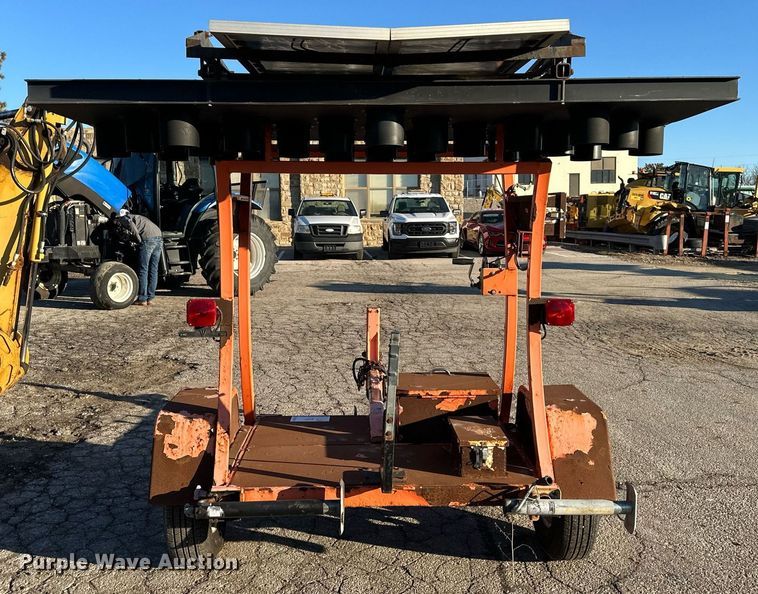 image for item DQ6256 2010 National Signal 25L arrow board trailer