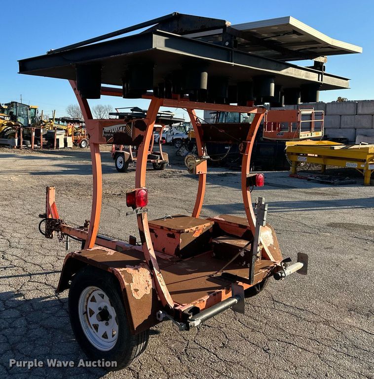 image for item DQ6256 2010 National Signal 25L arrow board trailer