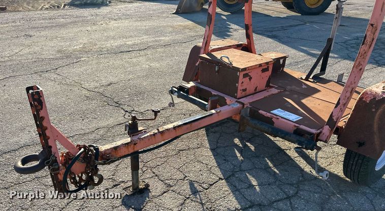 image for item DQ6256 2010 National Signal 25L arrow board trailer