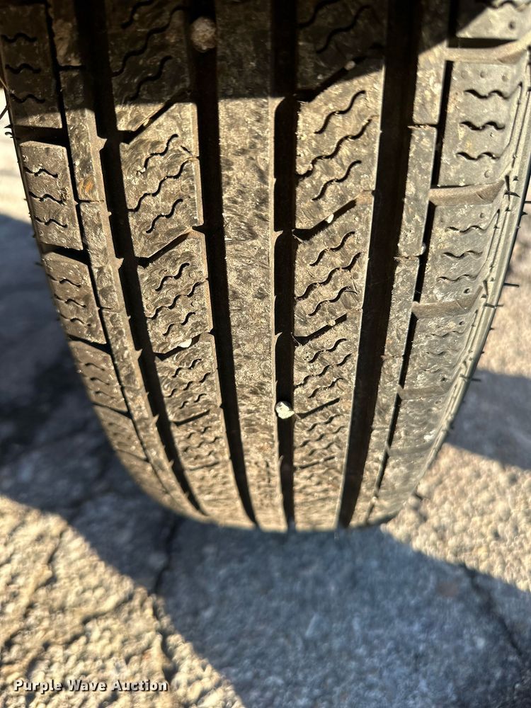 image for item DQ6256 2010 National Signal 25L arrow board trailer