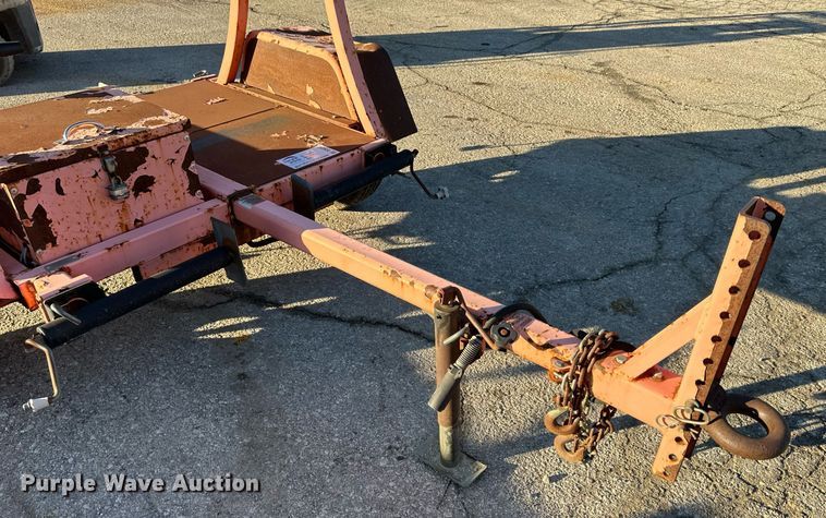 image for item DQ6257 2010 National Signal 25L arrow board trailer