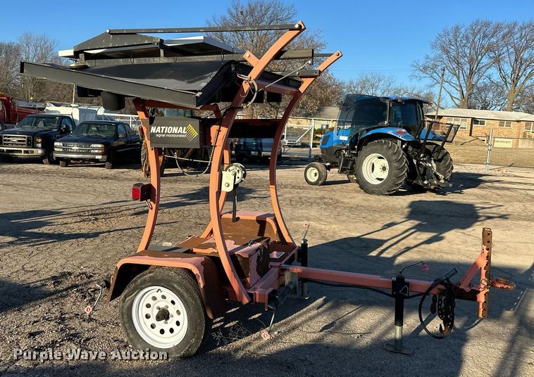 image for item DQ6258 2011 National Signal Areo-lite arrow board trailer