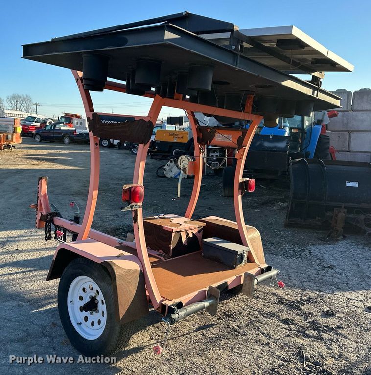 image for item DQ6258 2011 National Signal Areo-lite arrow board trailer