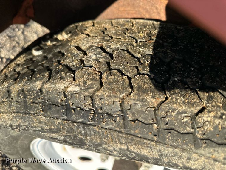 image for item DQ6258 2011 National Signal Areo-lite arrow board trailer