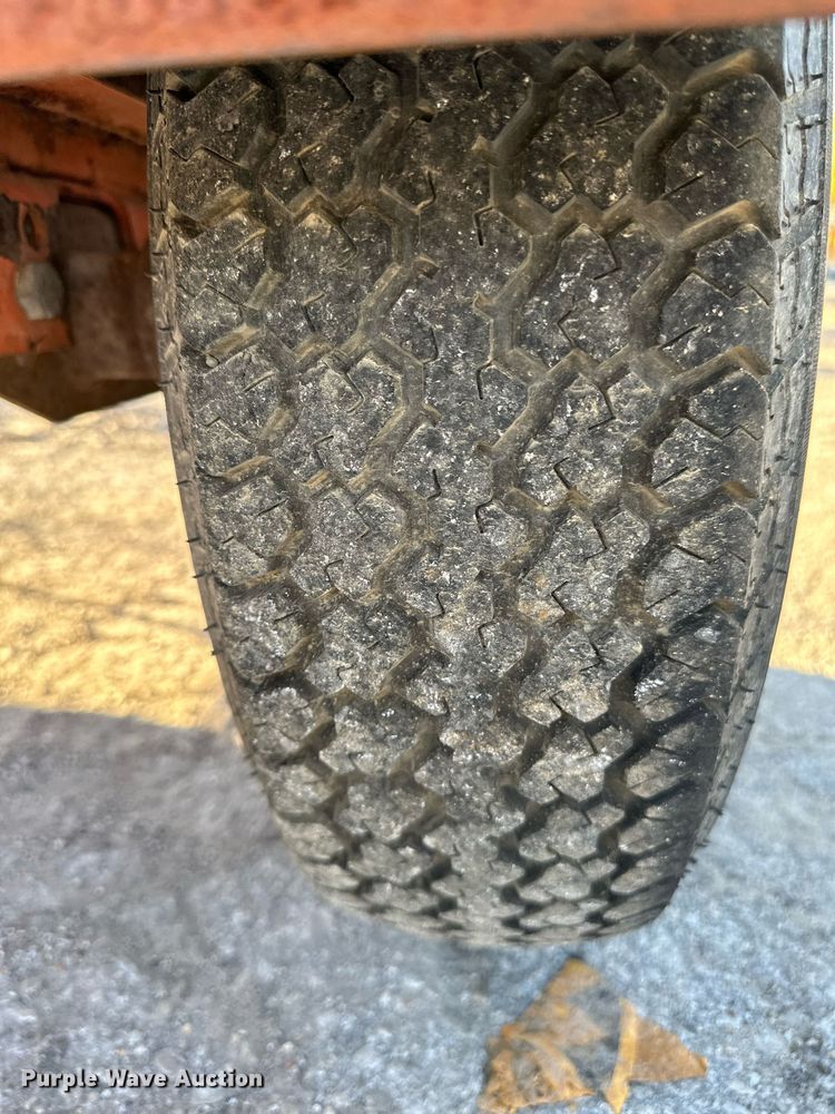 image for item DQ6258 2011 National Signal Areo-lite arrow board trailer